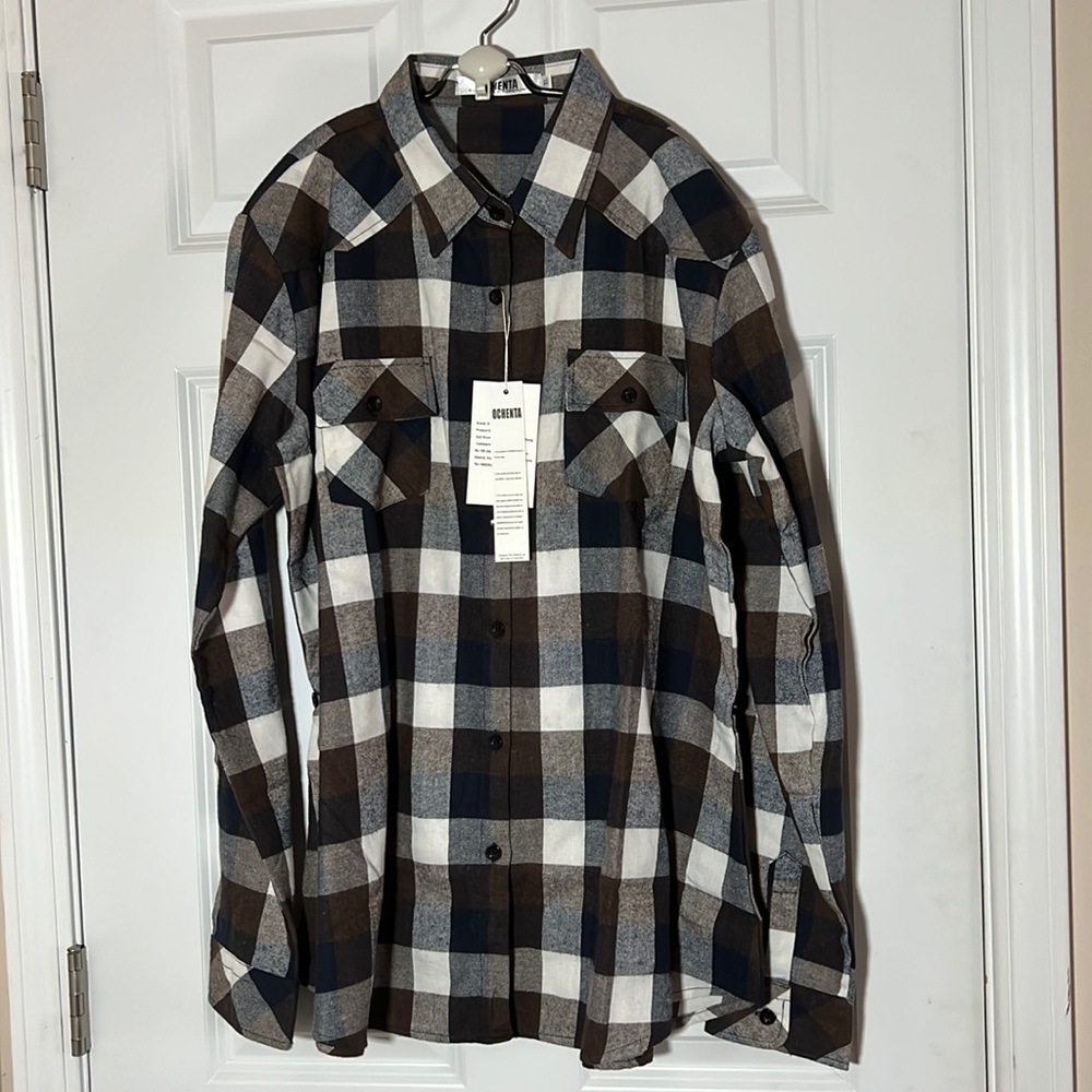 Ladies flannel by Ochenta.  Size XL